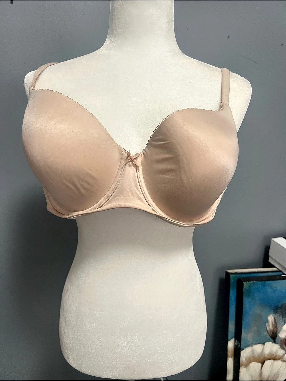 Victoria's Secret Body by Victoria Lightly Lined Smooth Demi Bra Smooth Demi Bra